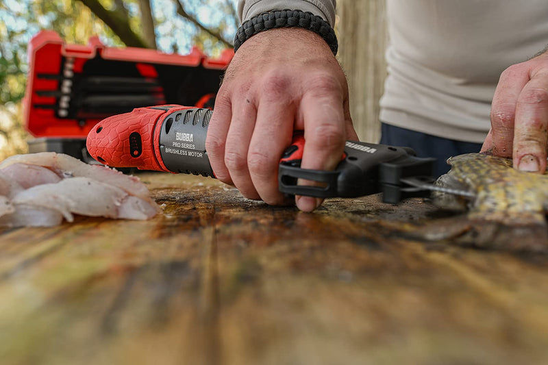 Load image into Gallery viewer, BUBBA Pro Series Lithium-Ion Electric Fillet Knife with Non-Slip Grip Handle, 4 Ti-Nitride S.S. Coated Non-Stick Reciprocating Blades, Charger and Case for Fishing
