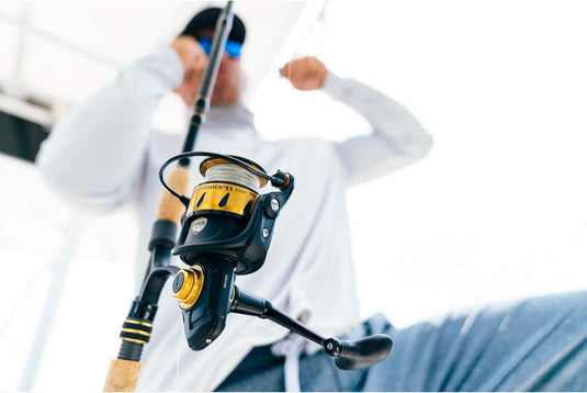 PENN Spinfisher VI Spinning Surf Fishing Reel, HT-100 Front Drag, Max of 20lb | 9.0kg, Made with an All-Metal Reel Body and Spool Design,Black/Gold